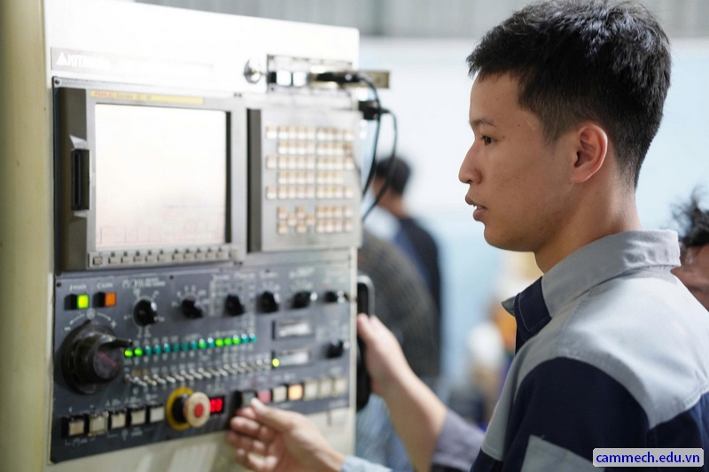 KHÓA HỌC PHAY CNC
