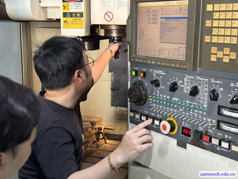 KHÓA HỌC PHAY CNC