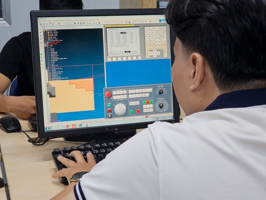 KHOÁ HỌC CNC ONLINE