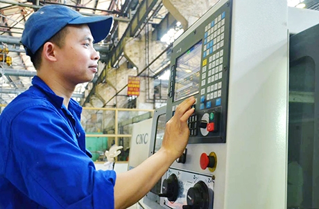 Tuyển nhân viên vận hành máy Phay CNC khuôn mẫu , Q Bình Tân